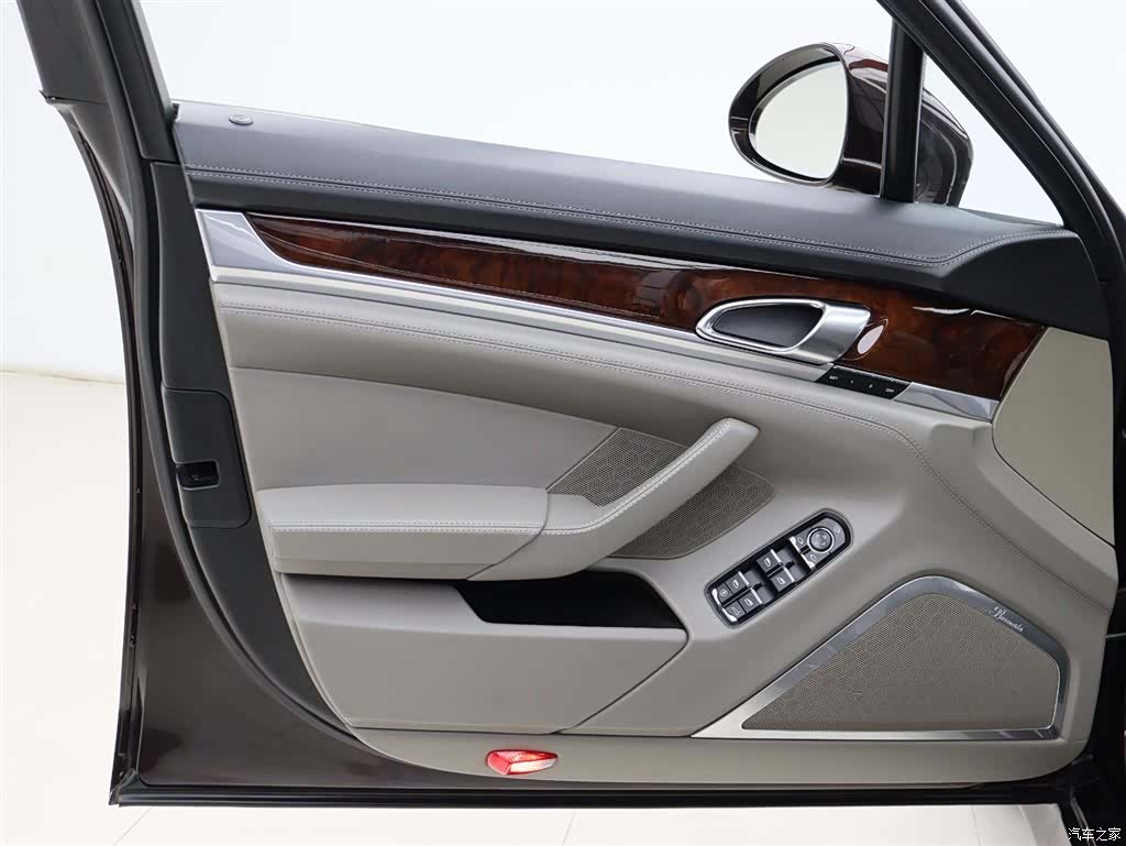 Porsche Panamera, 2011 6