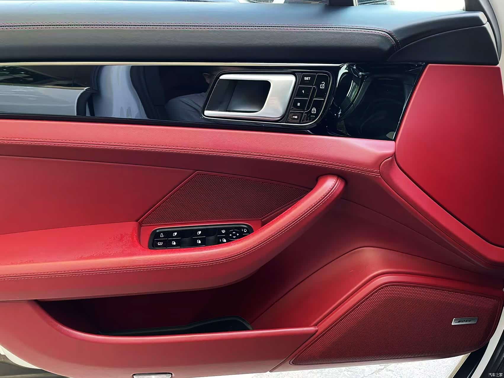 Porsche Panamera, 2019 все фото