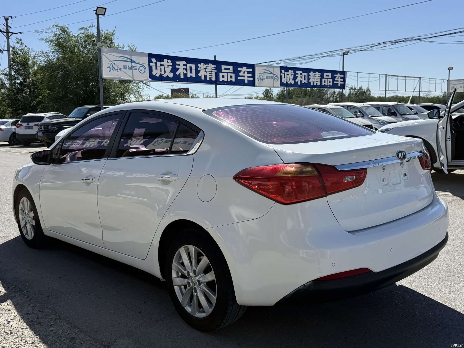 Kia K3, 2014 9