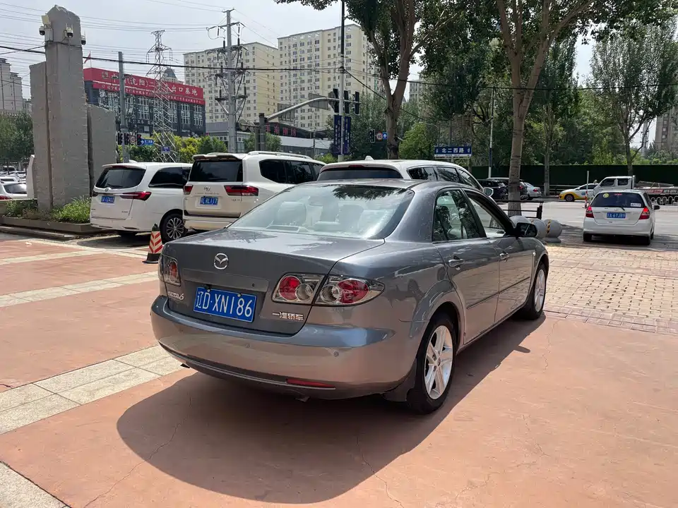 Mazda 6