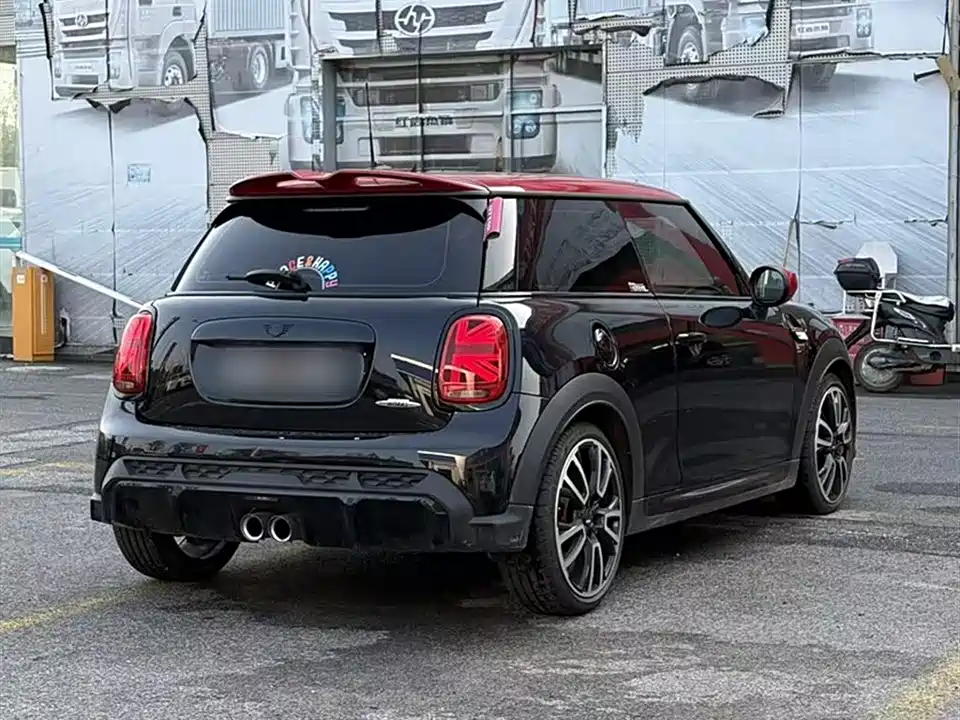 MINI JCW