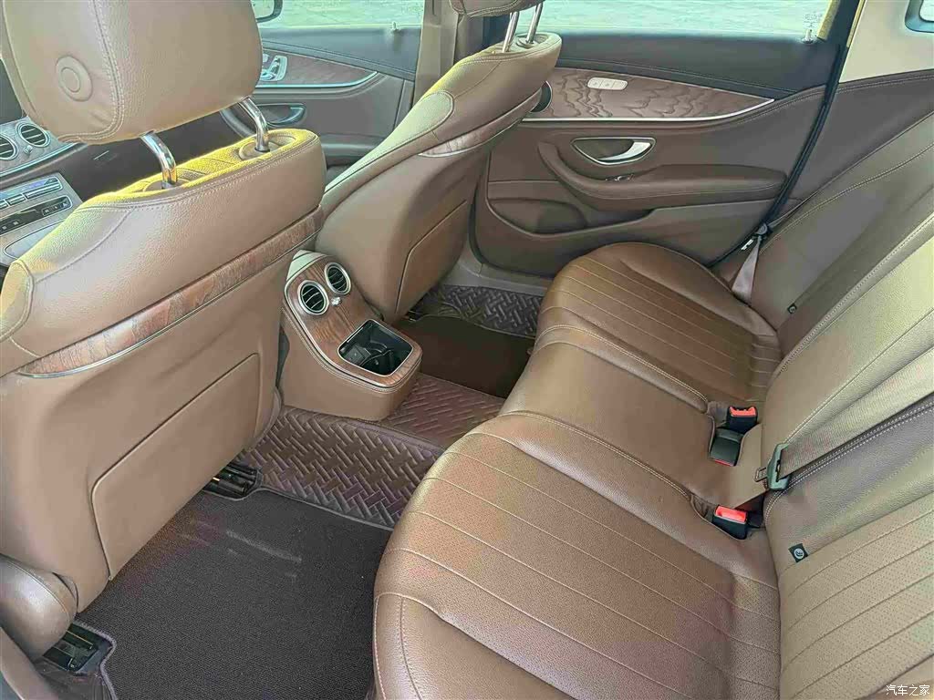 Mercedes-Benz E-Class, 2021 6