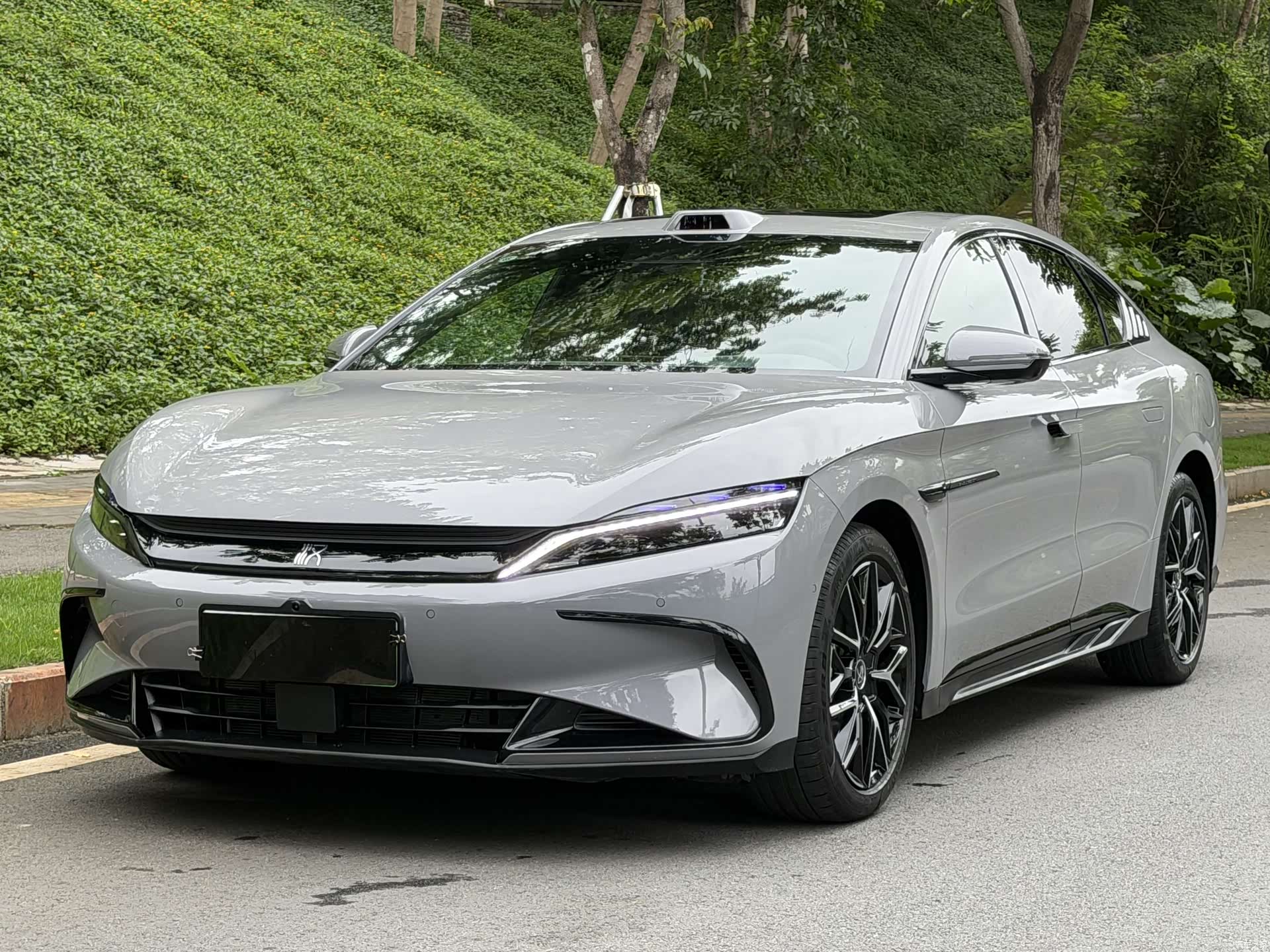 BYD Han, 2025 1