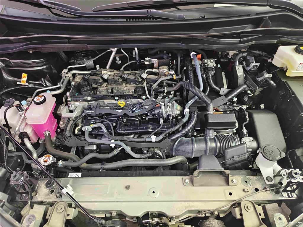 Toyota Granvia, 2024 16