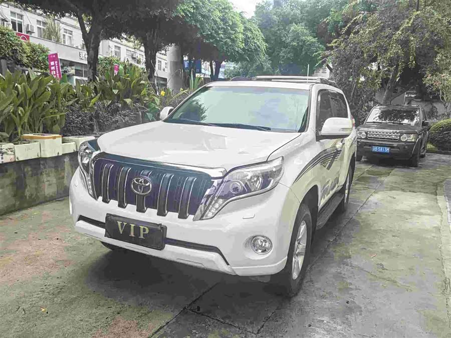 Toyota Prado 2017, фото 3