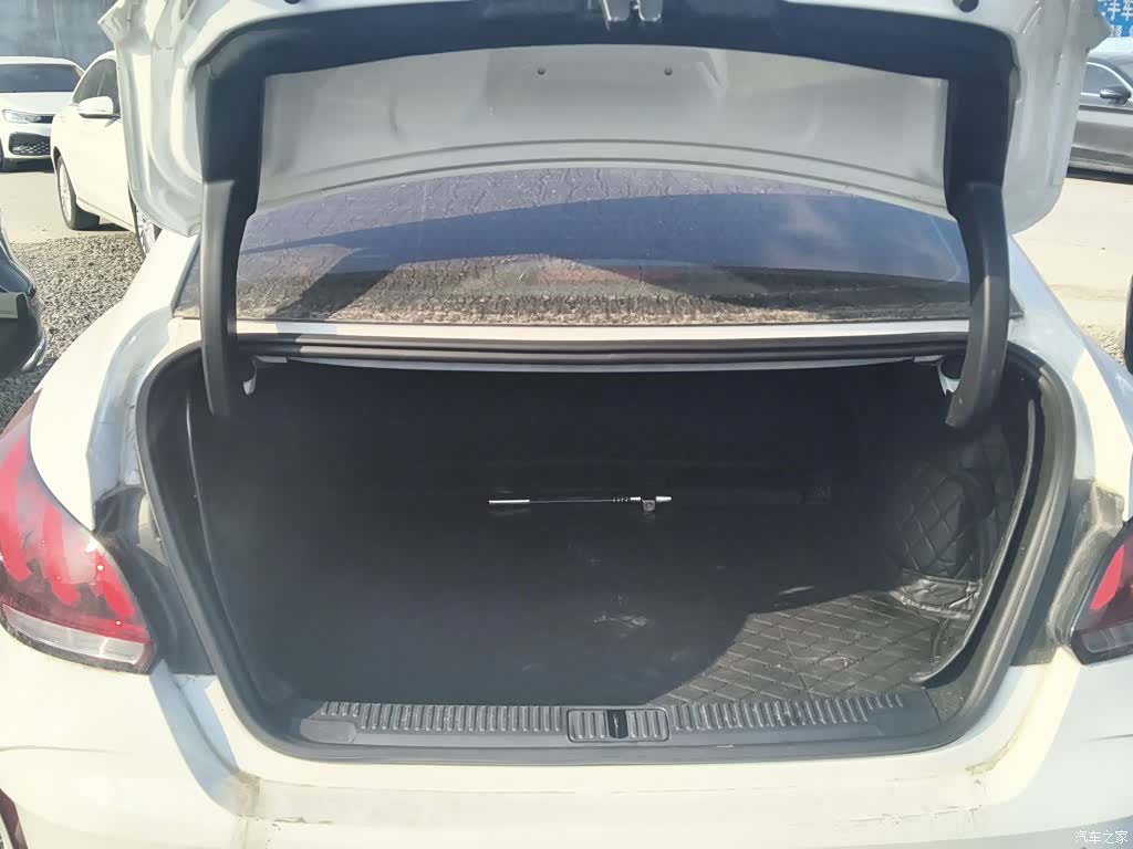MG MG5, 2022 16
