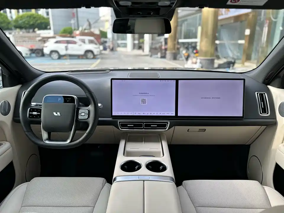 Li Auto Ideal L8