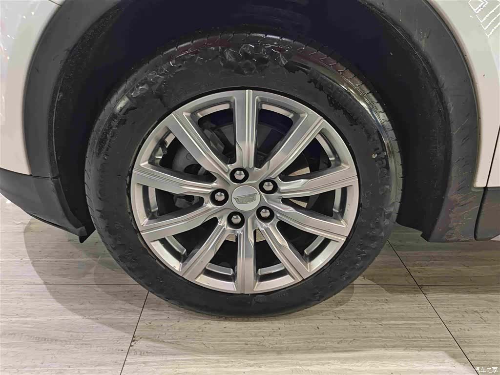 Cadillac XT4, 2020 2