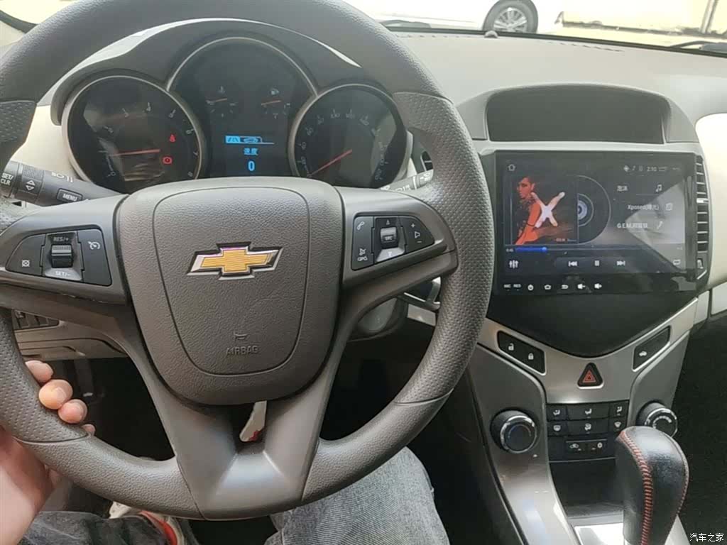 Chevrolet SE, 2016 10