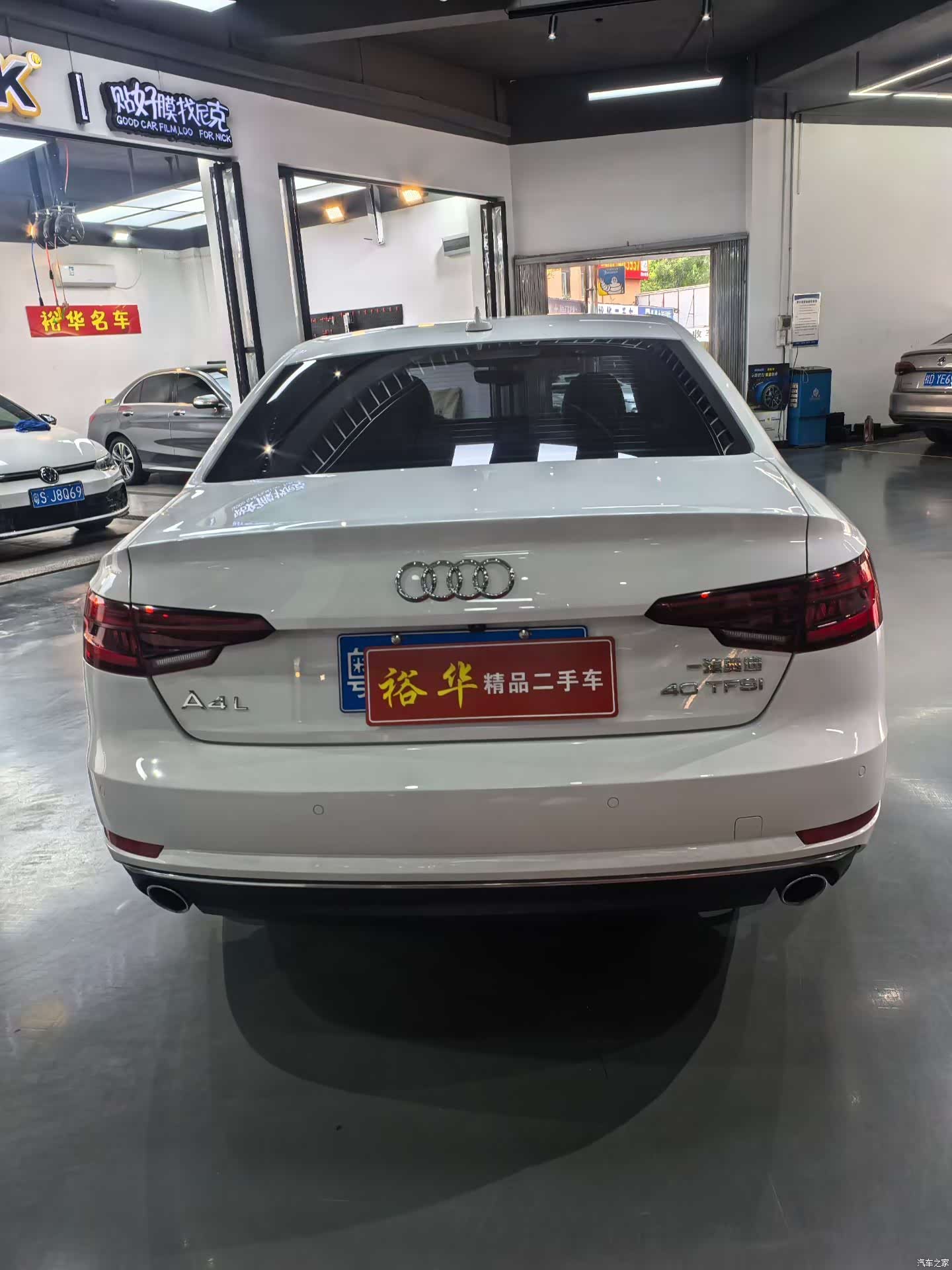 Audi A4L, 2018 8