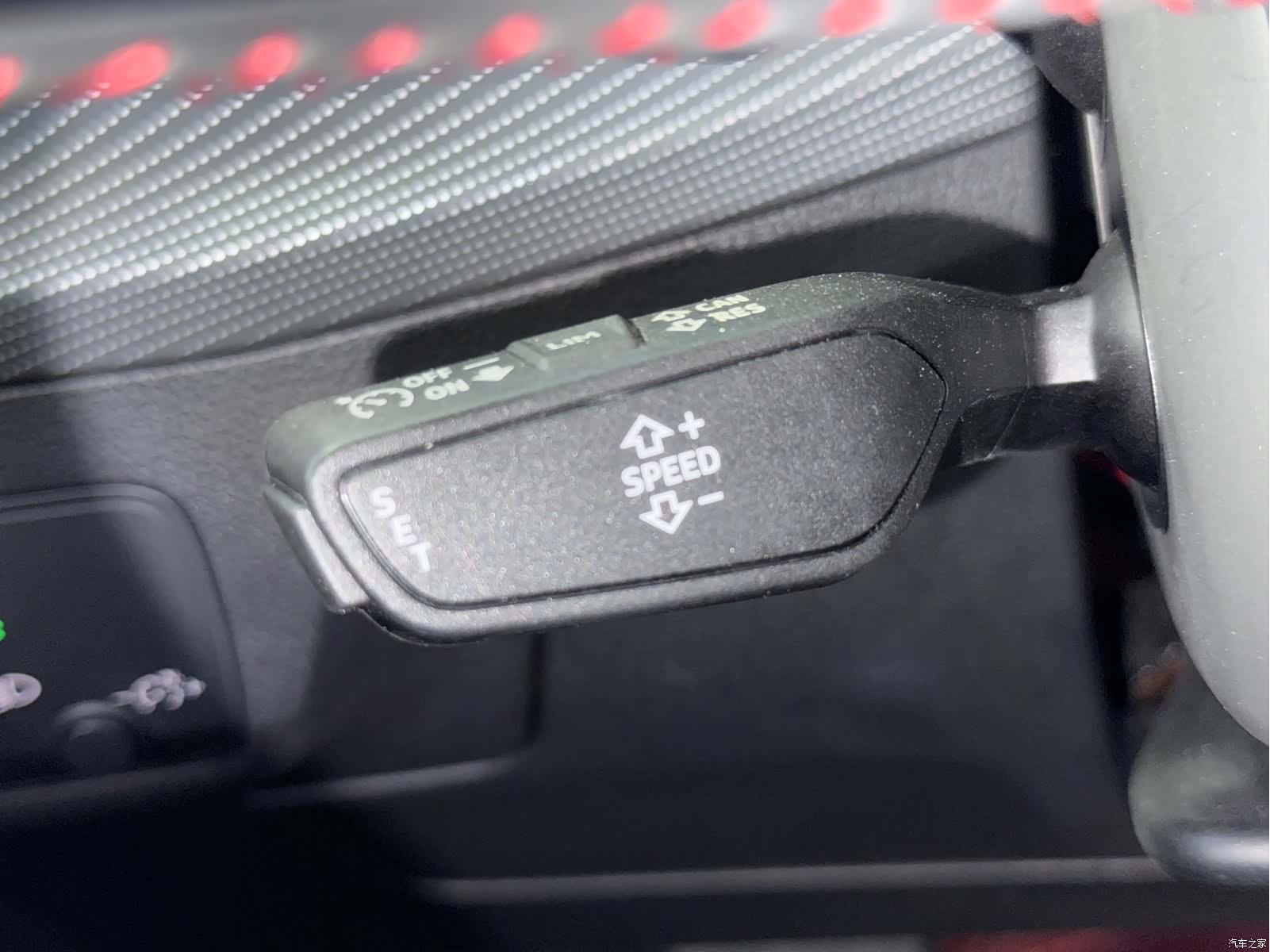 Audi Q2L, 2022 11