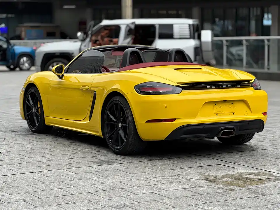 Porsche 718