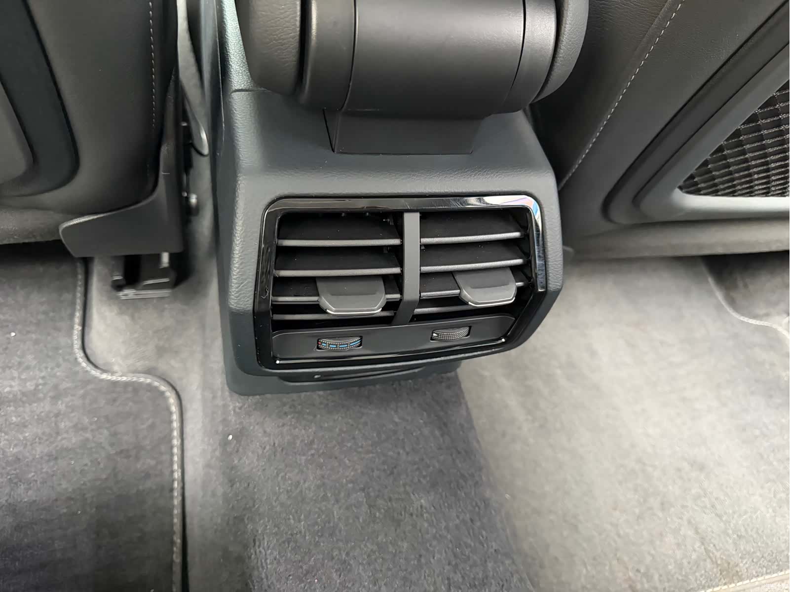 Audi Q3, 2023 9