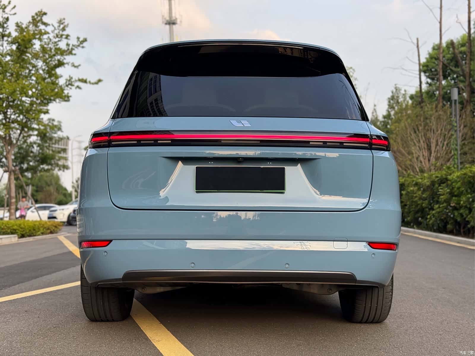 Li Auto L9, 2023 14