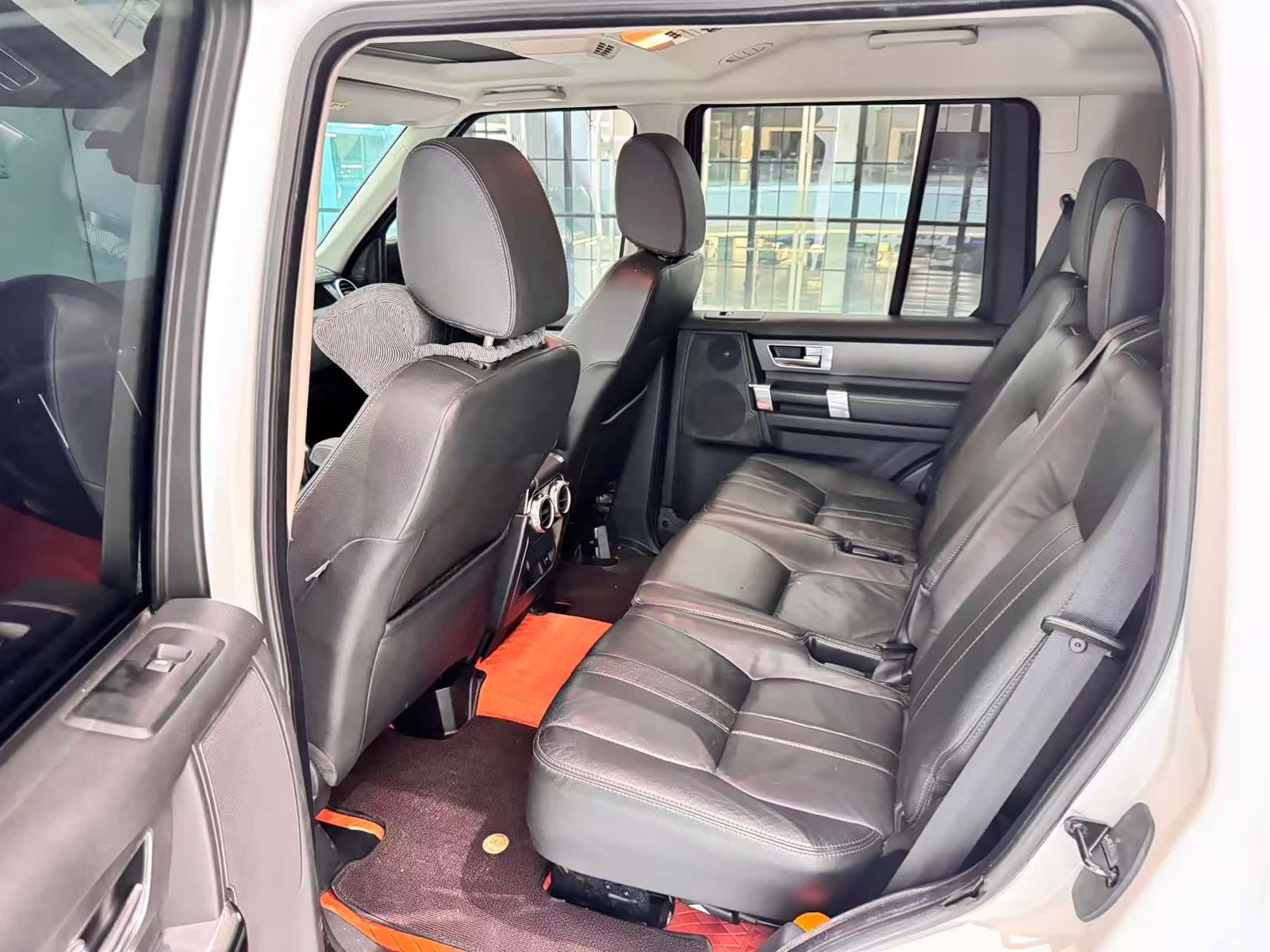 Land Rover Discovery, 2011 6