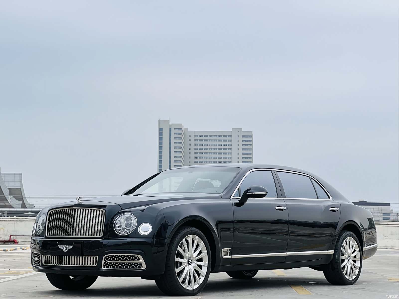 Bentley Mulsanne, 2017 2