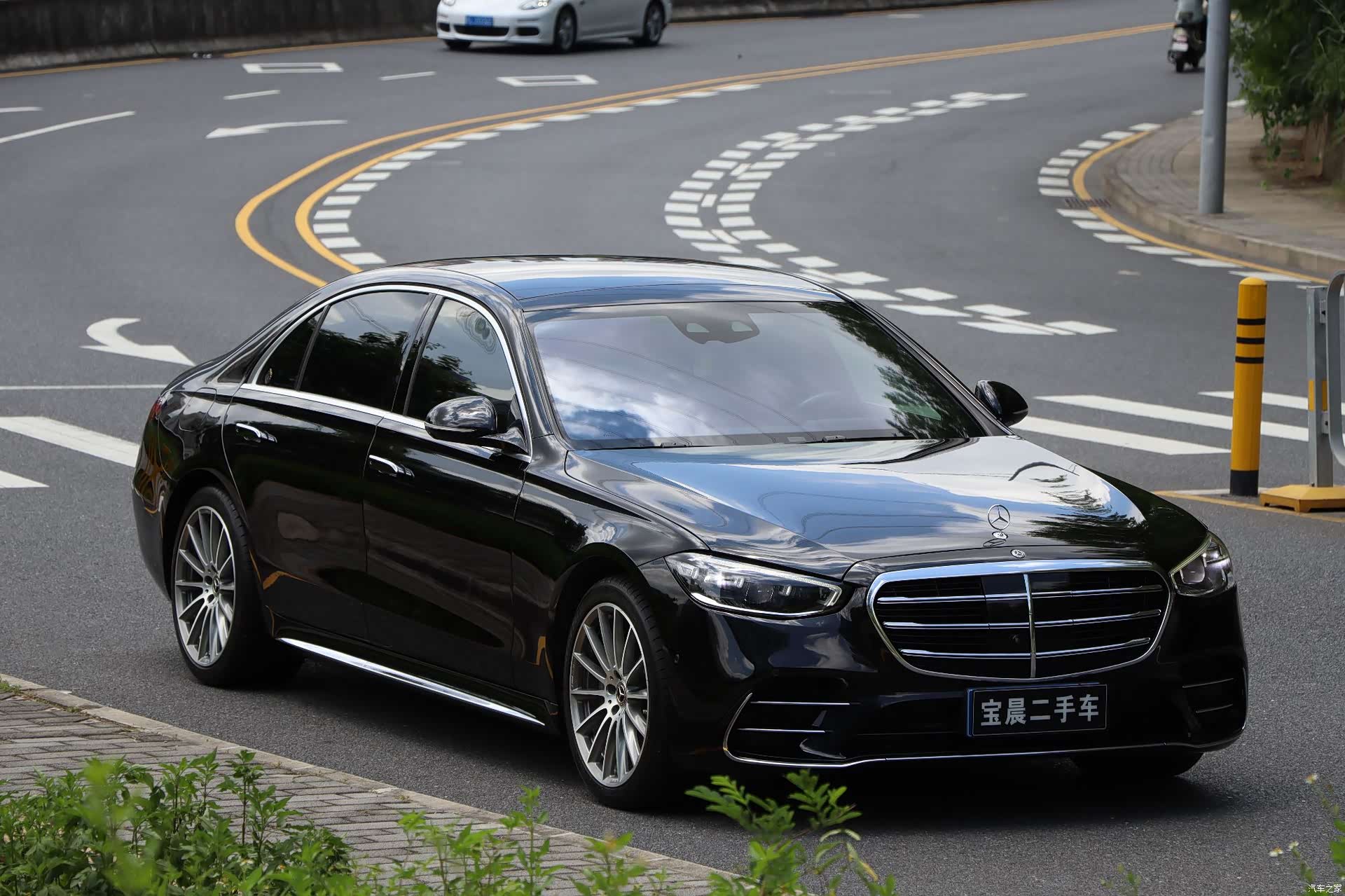 Mercedes-Benz S-Class, 2021 3
