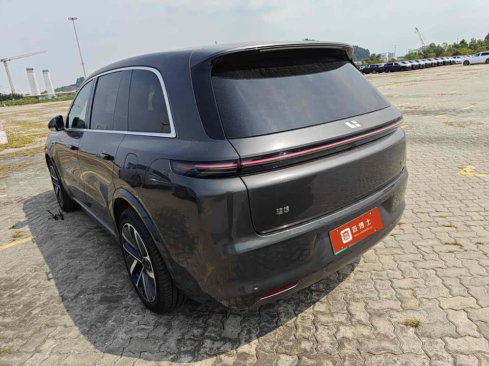 Li Auto Ideal L8
