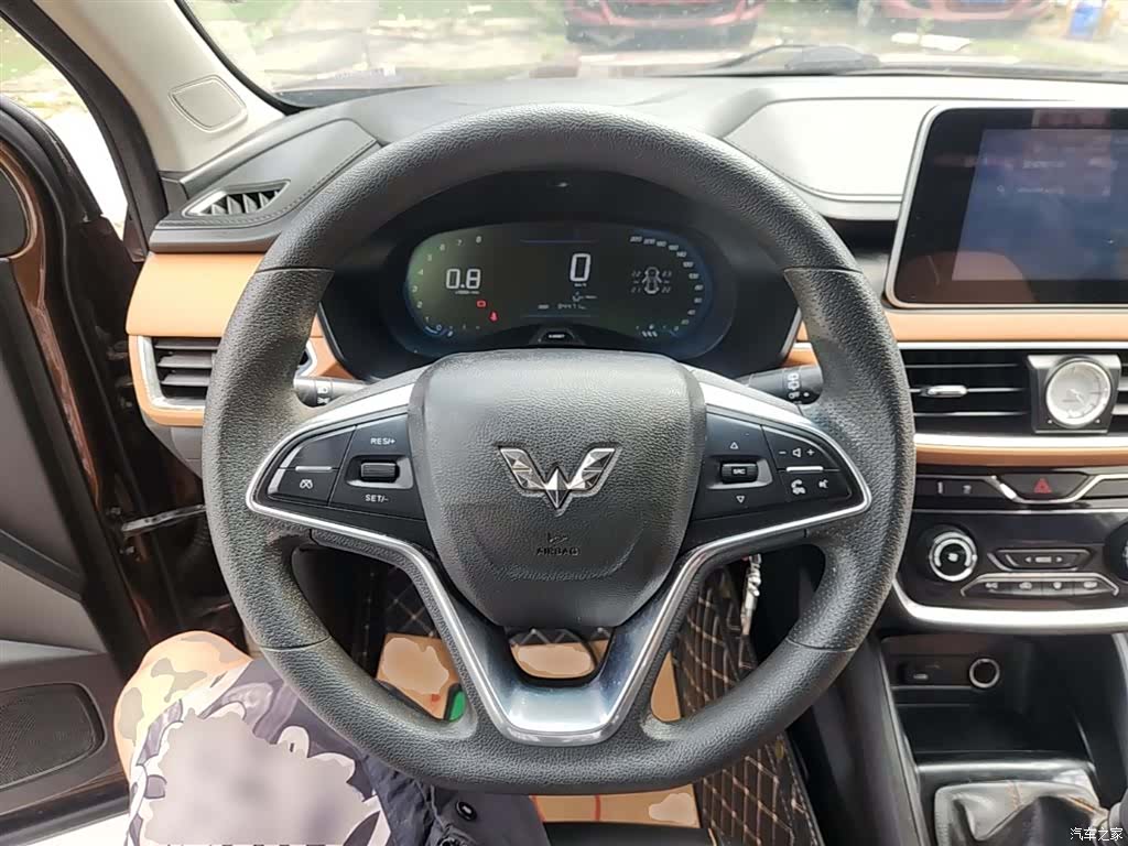 Wuling Hongguang, 2018 11