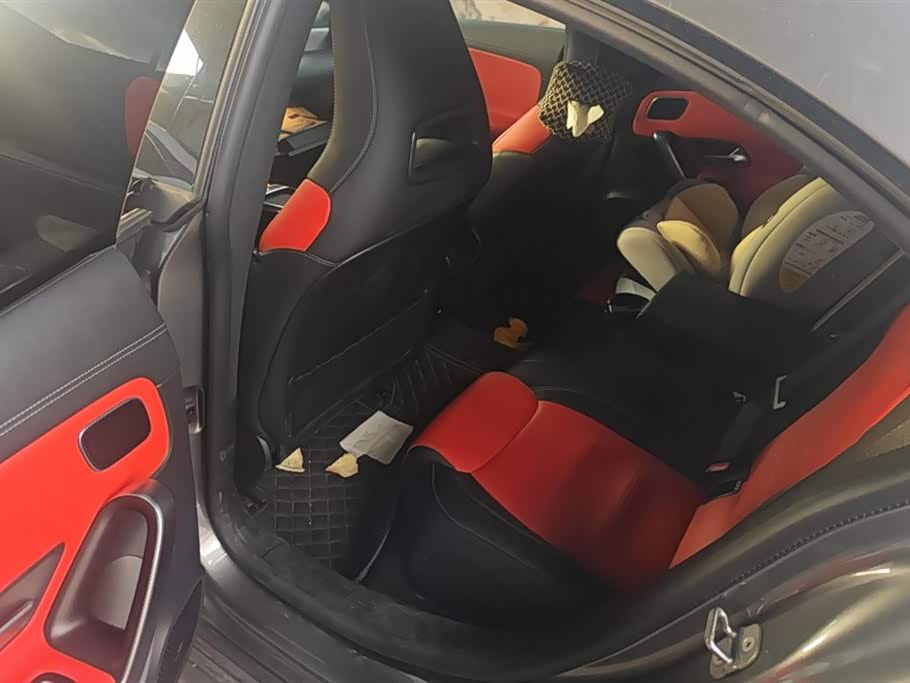 Mercedes-Benz CLA AMG