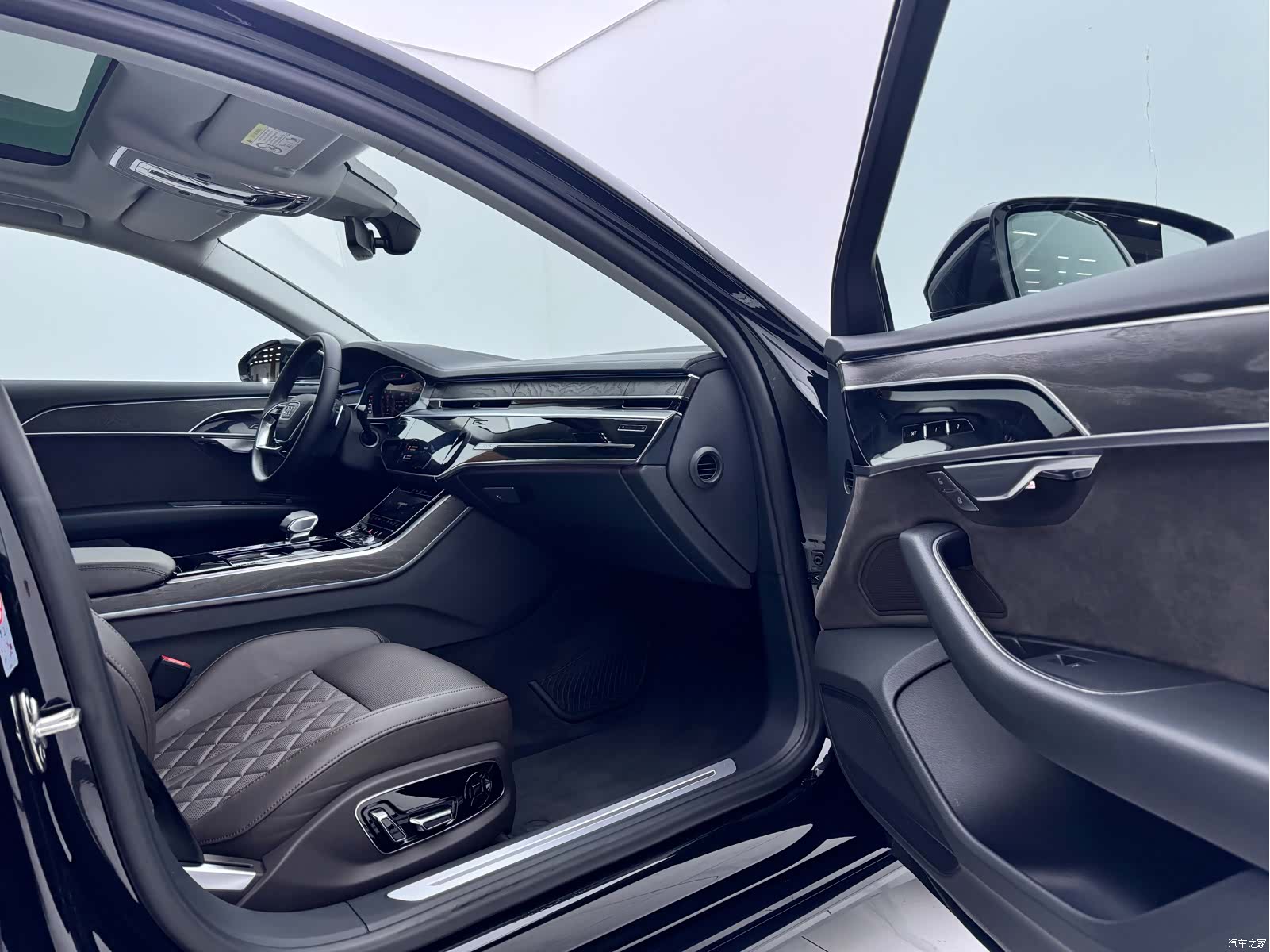 Audi A8L, 2021 7