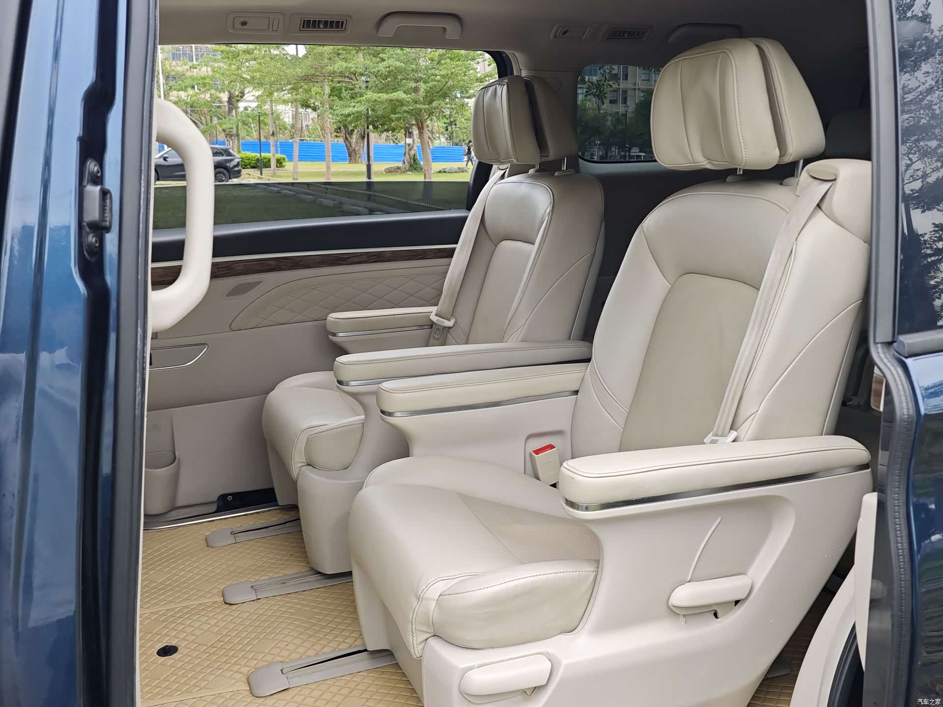 Trumpchi M8, 2018 15