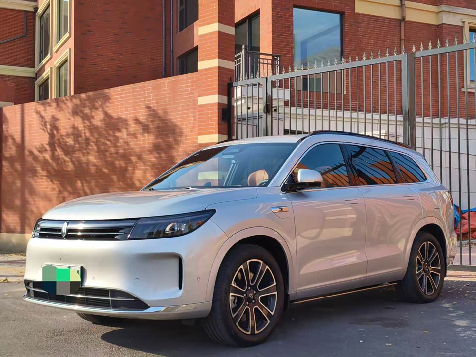 AITO Ask the world M7