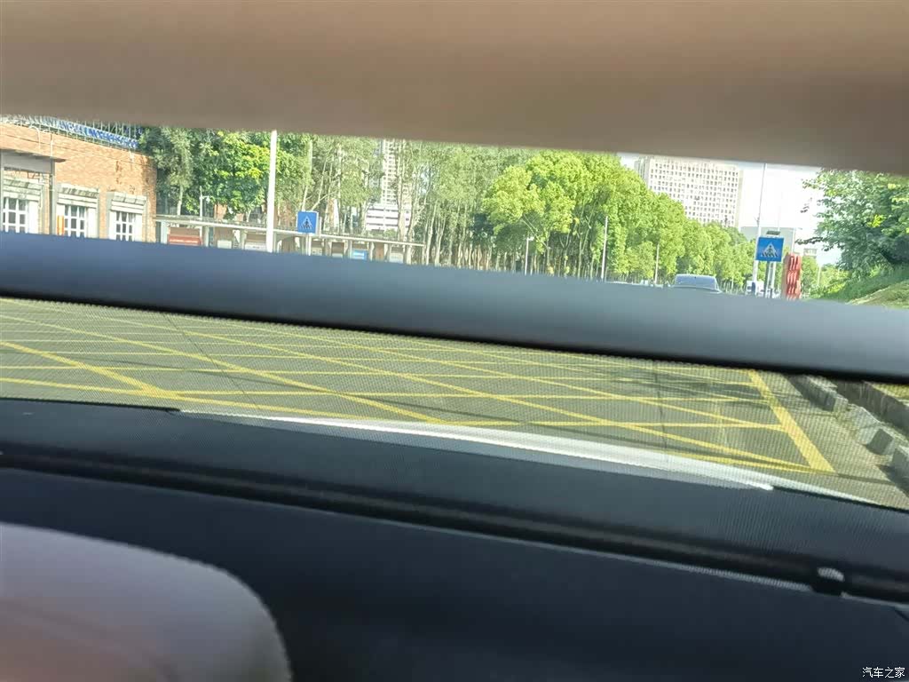Mercedes-Benz E-Class, 2020 48