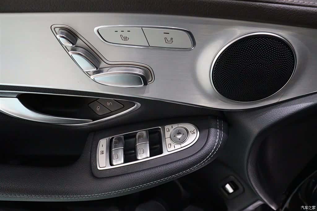 Mercedes-Benz GLC, 2021 19