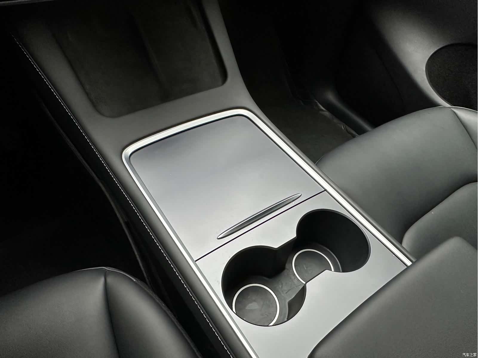 Tesla Model Y, 2021 14