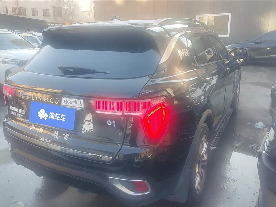 Lynk & Co 01