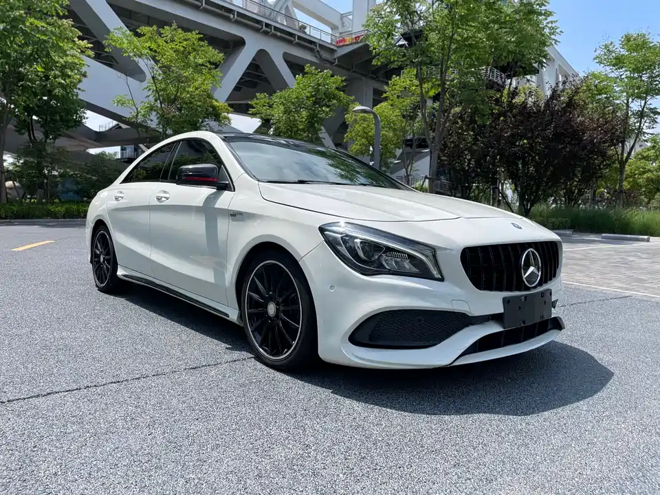 Mercedes-Benz CLA