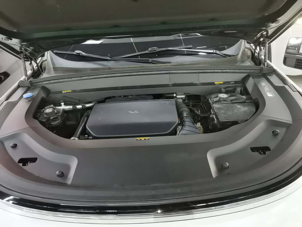 Li Auto L8, 2024 20