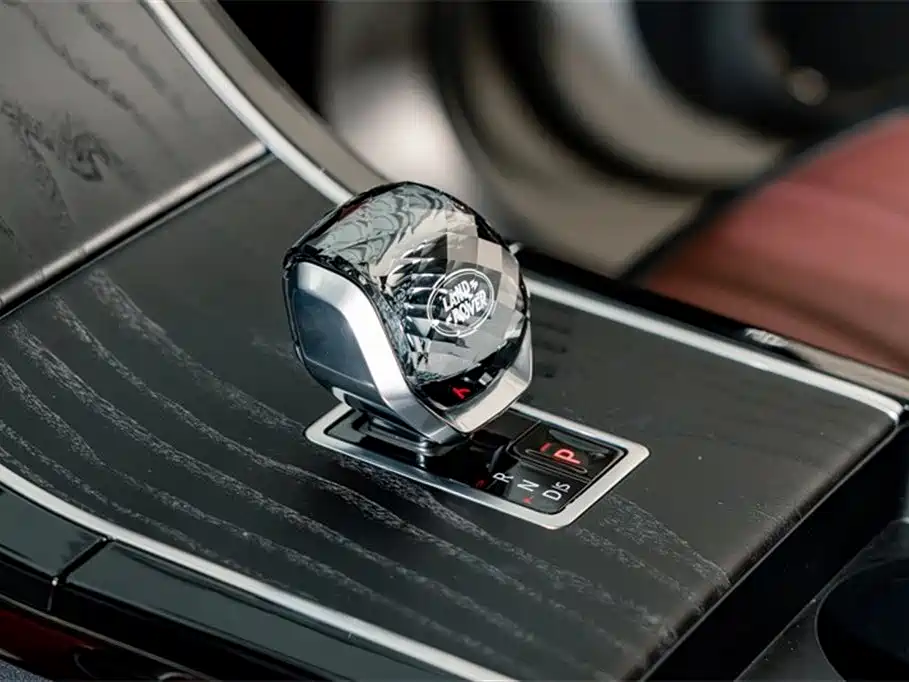 Land Rover Range Rover Aurora