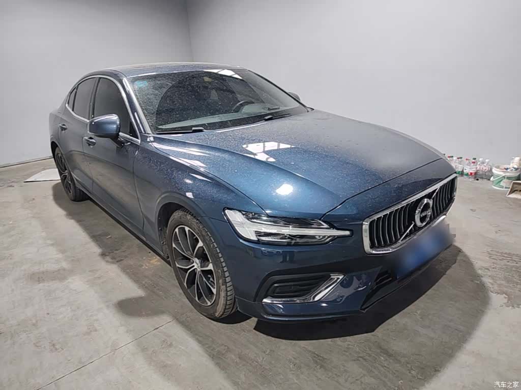 Volvo S60, 2020 4