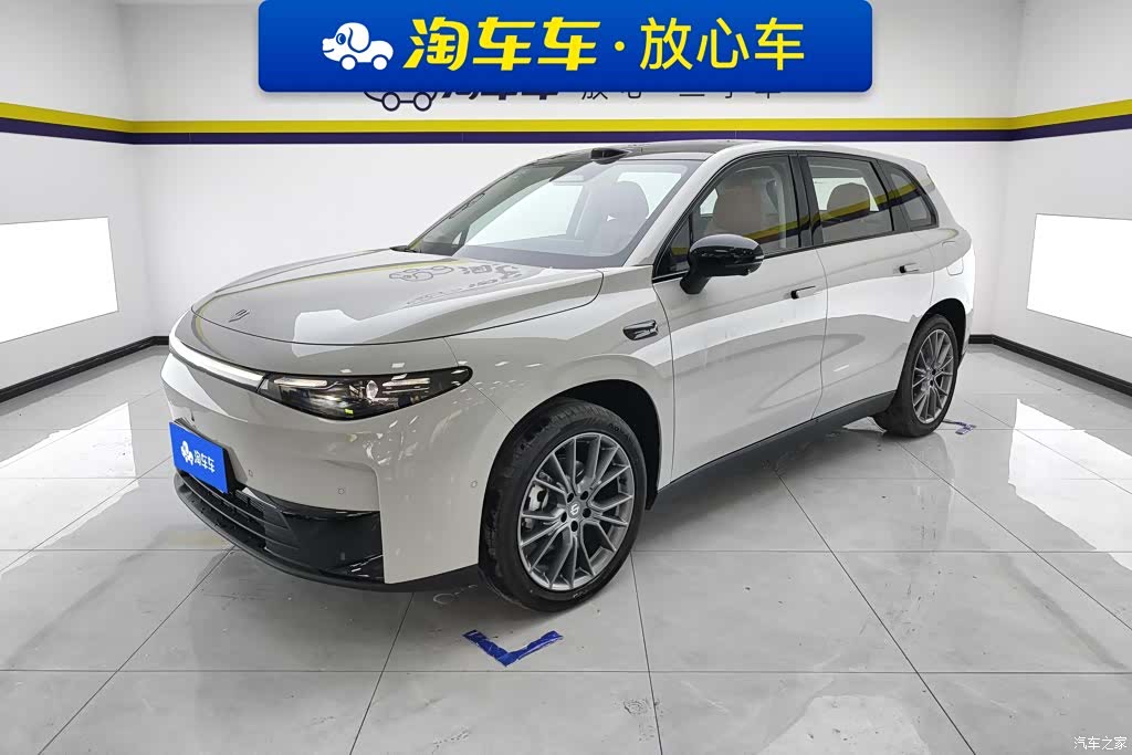 Leapmotor C10