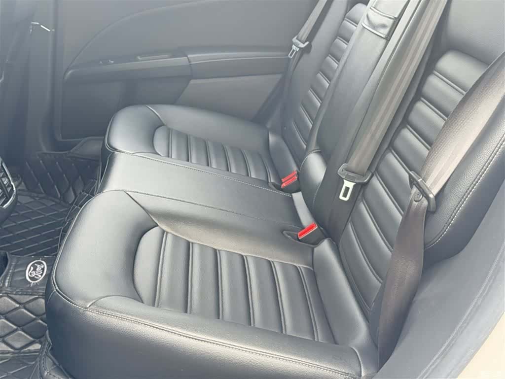 Ford Mondeo, 2022 11