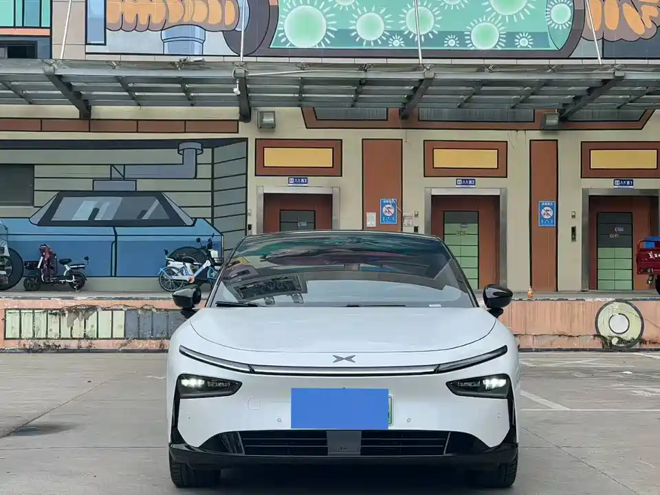 XPENG P7+