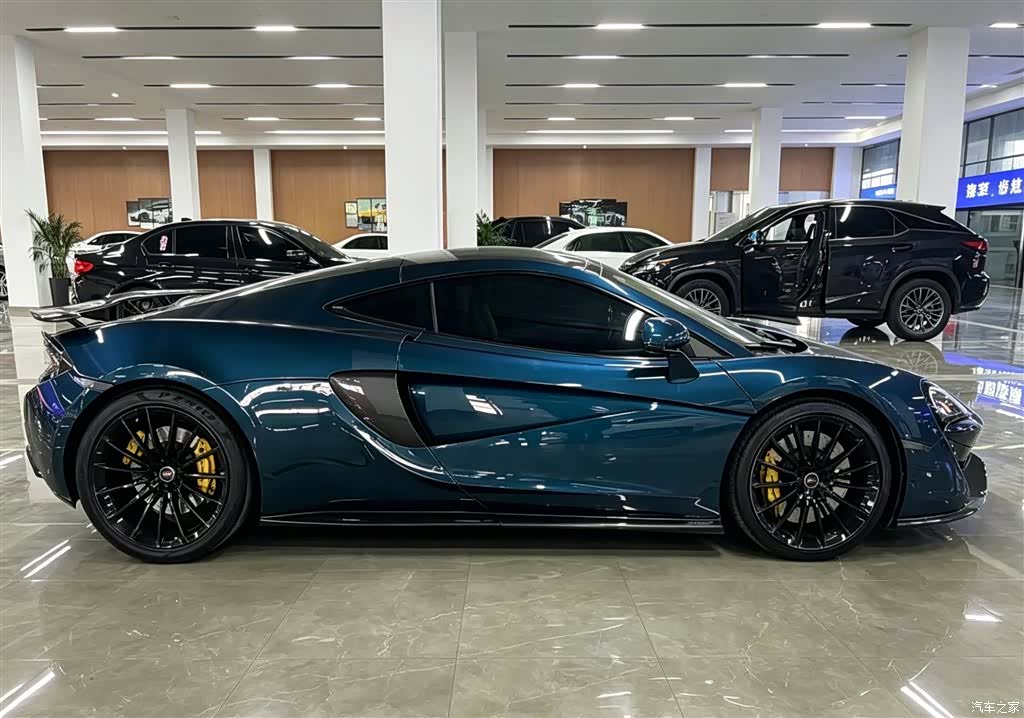 McLaren 570, 2017 7