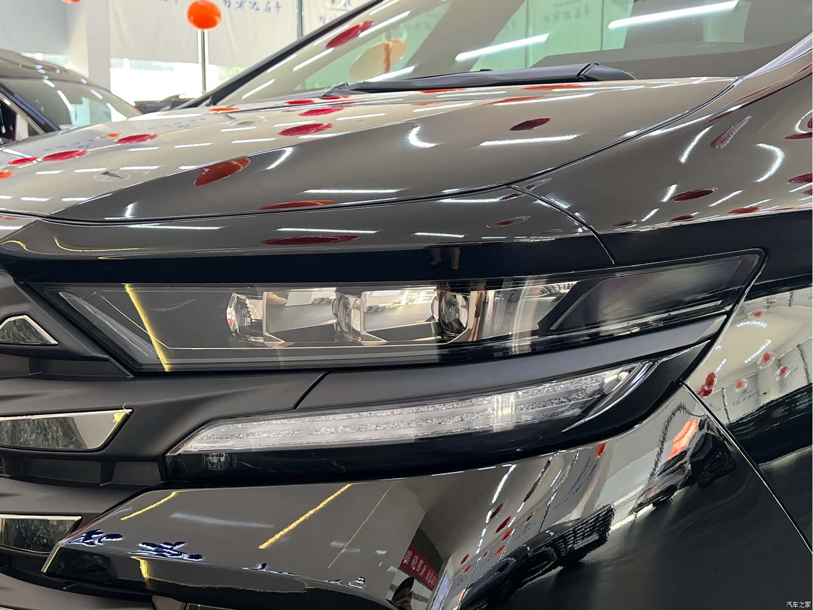 Toyota Vellfire, 2024 27