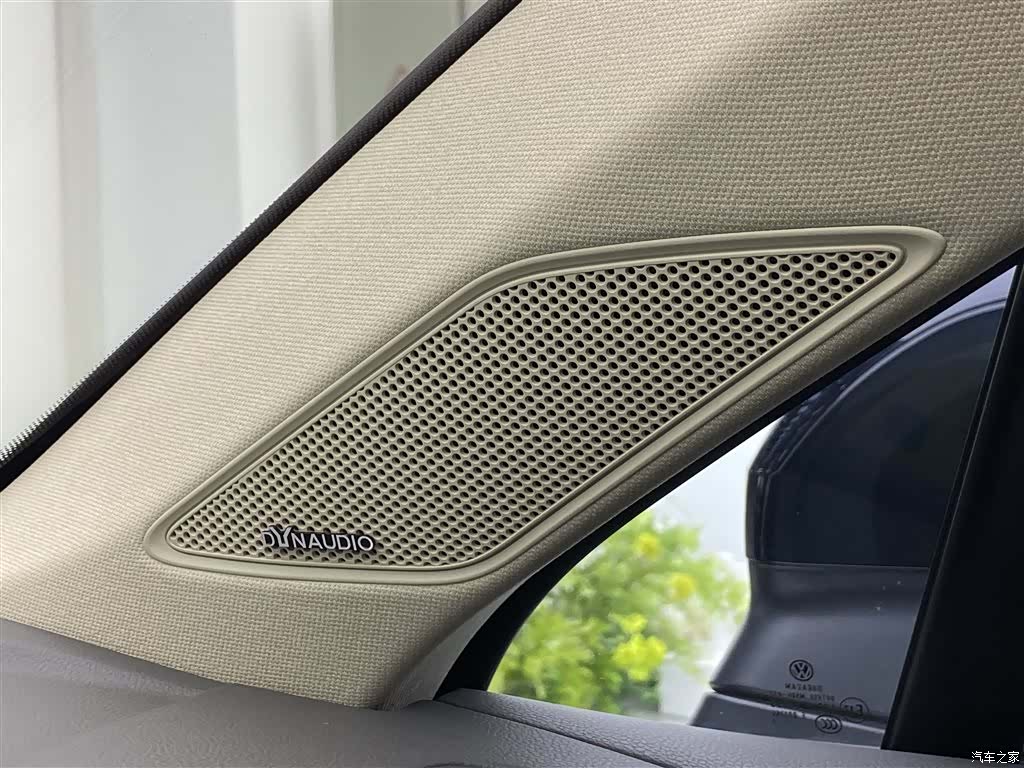 Volkswagen Touareg, 2022 23