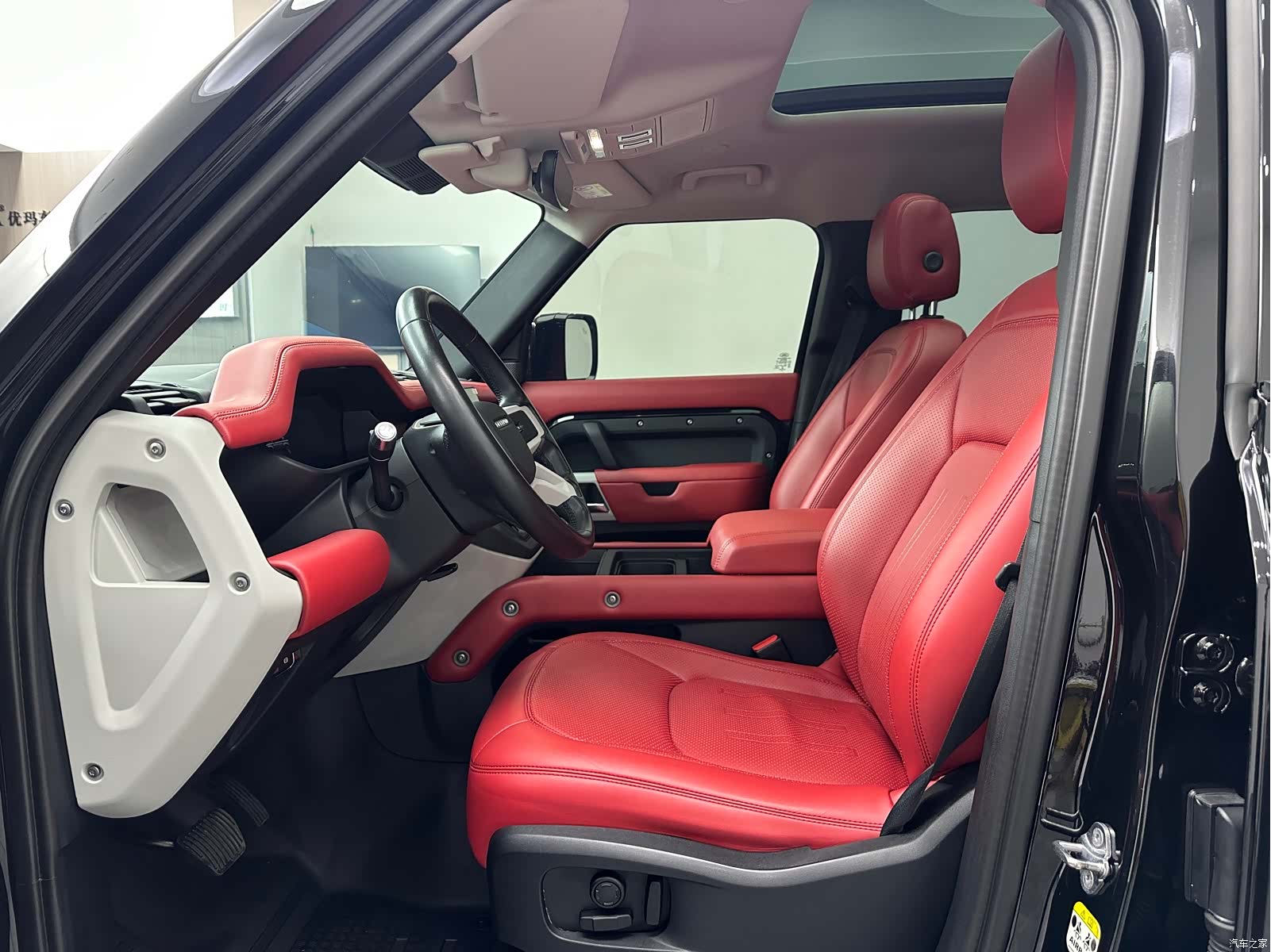 Land Rover Defender, 2022 10