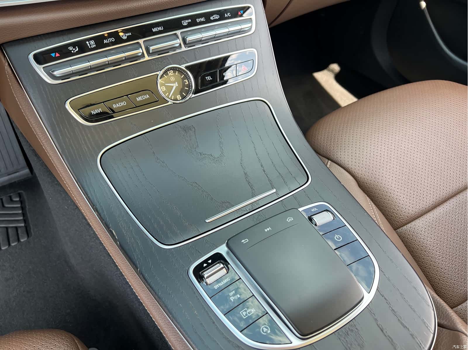 Mercedes-Benz E-Class, 2020 16