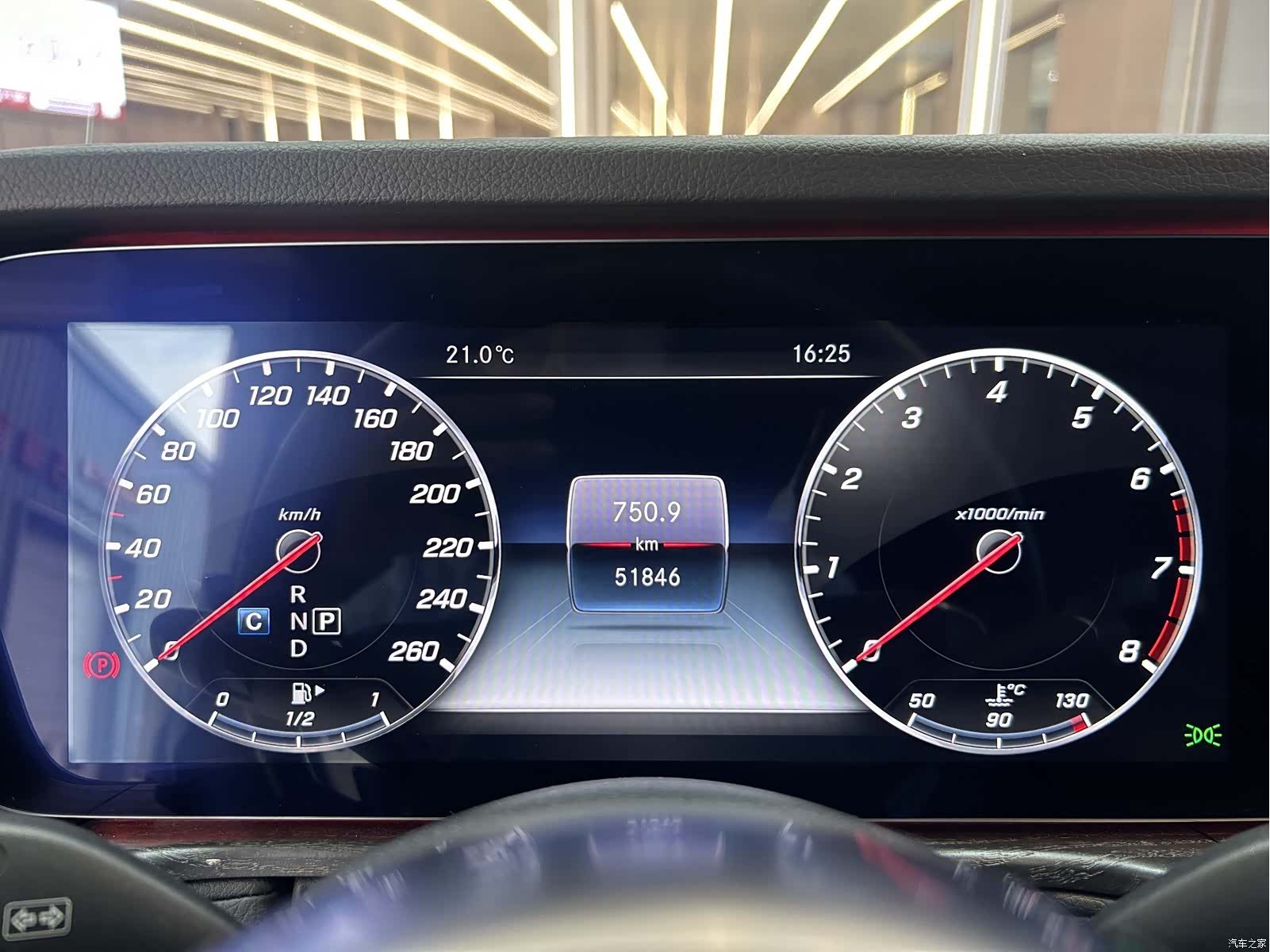 Mercedes-Benz G-Class, 2024 11