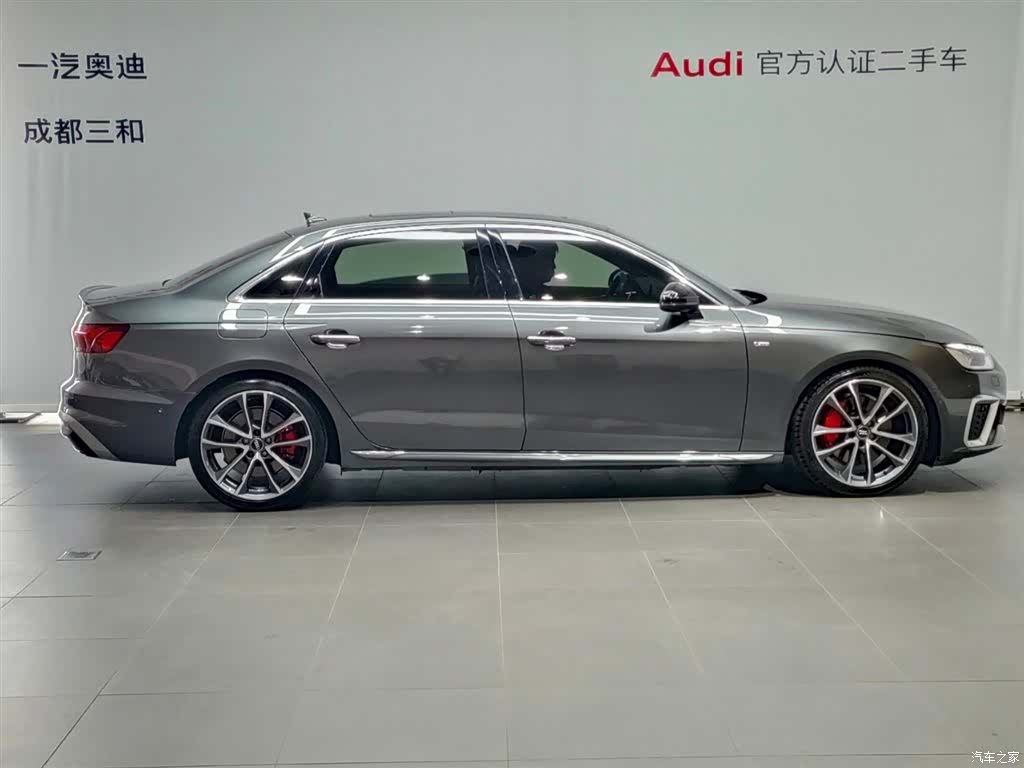 Audi A4L, 2021 3