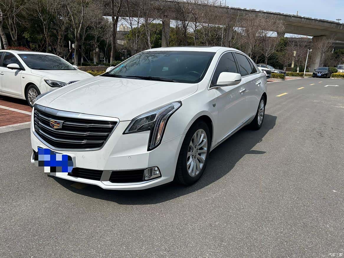 Cadillac XTS, 2018 1