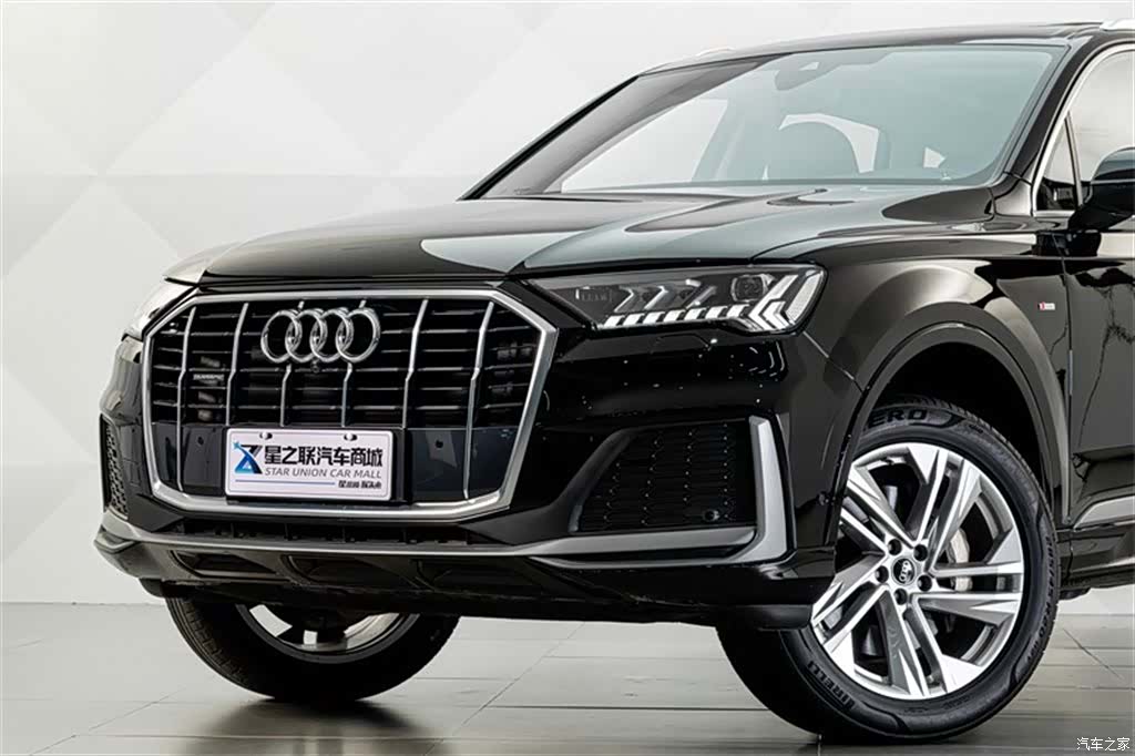 Audi Q7, 2024 2