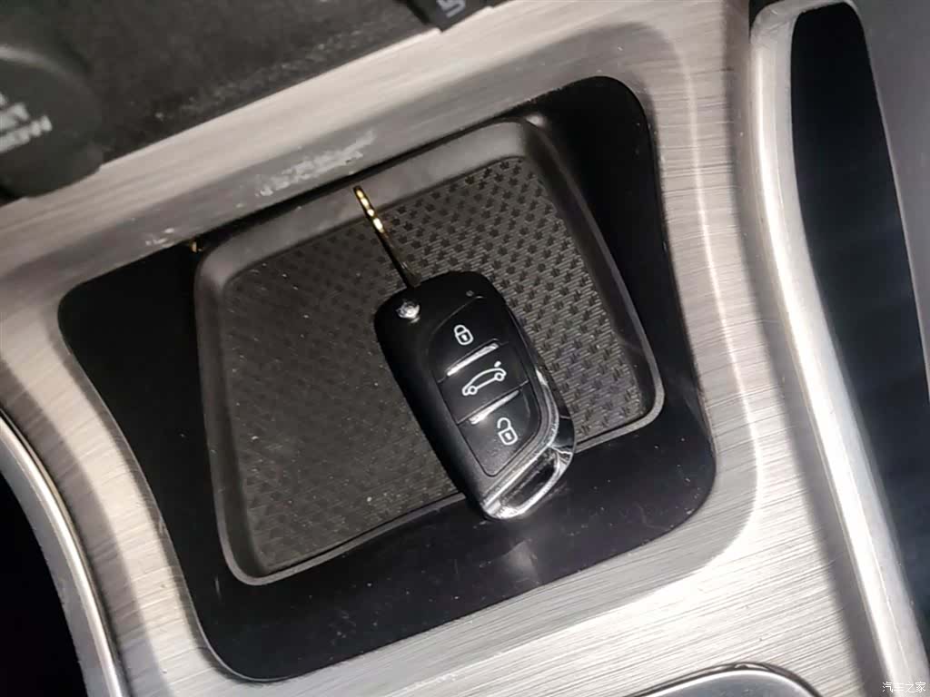 Geely X3, 2018 9