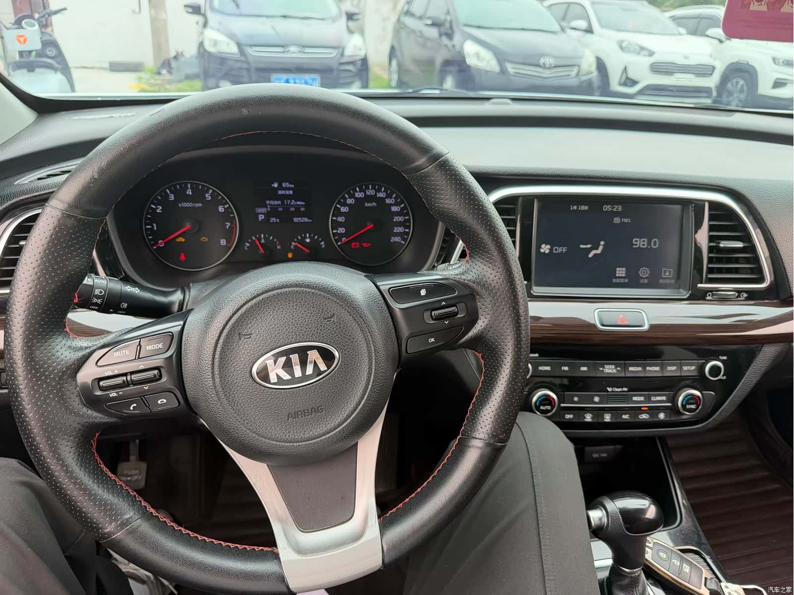 Kia GLS, 2018 4