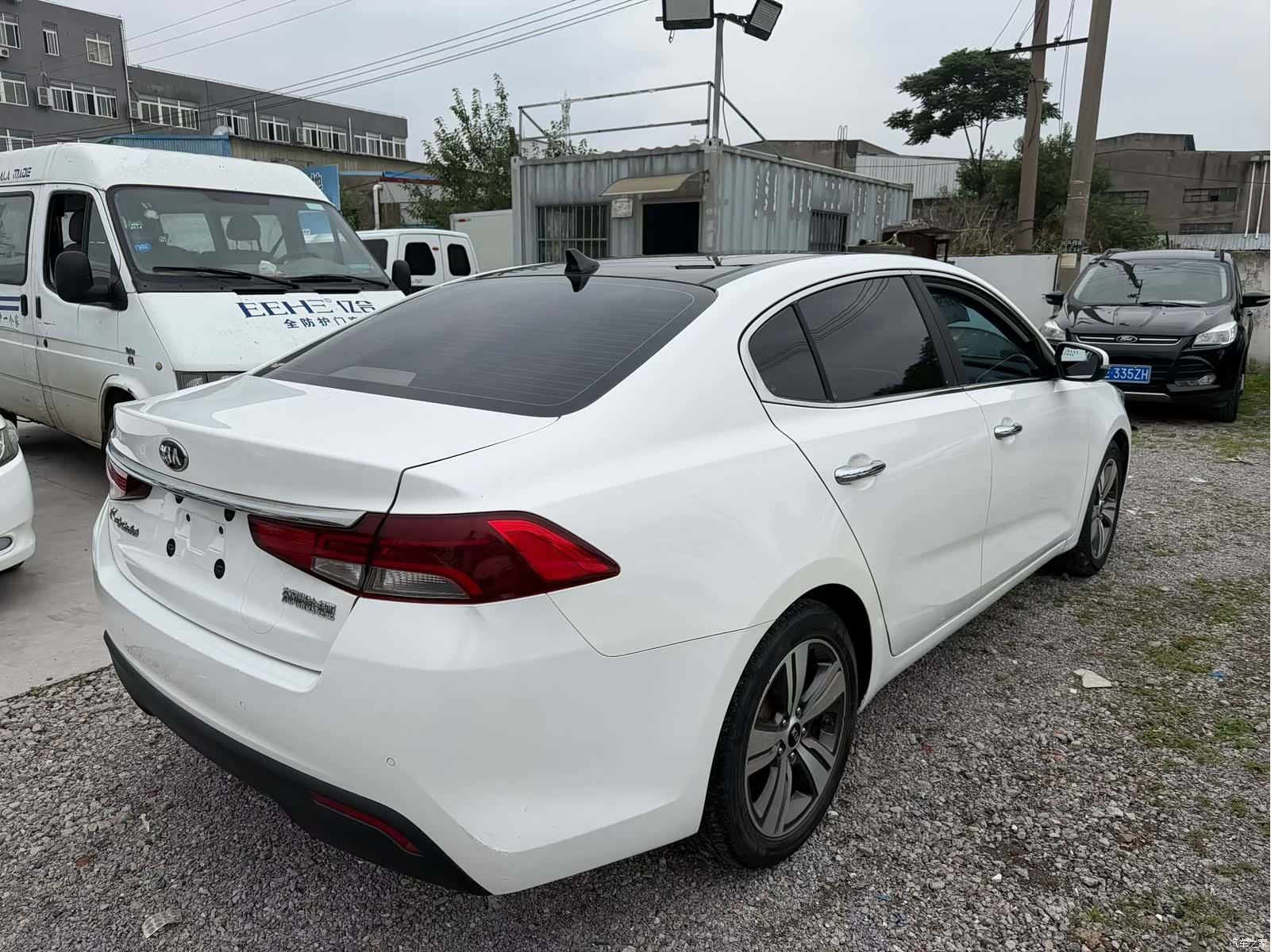 Kia GLS, 2018 9